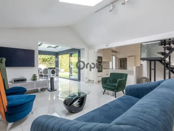 Maison 6 pièces 162 m² 