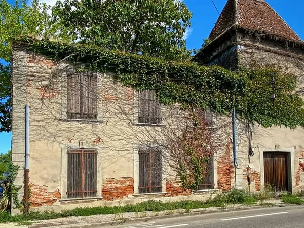 Maison 1 pièce 230 m² 