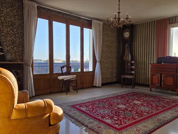 Maison 6 pièces 121 m² 