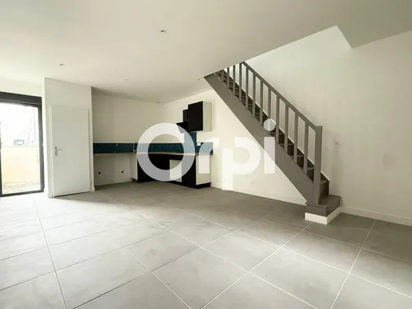 Maison 2 pièces 80 m² 