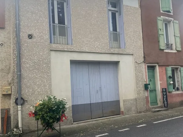 Maison 2 pièces 102 m² 