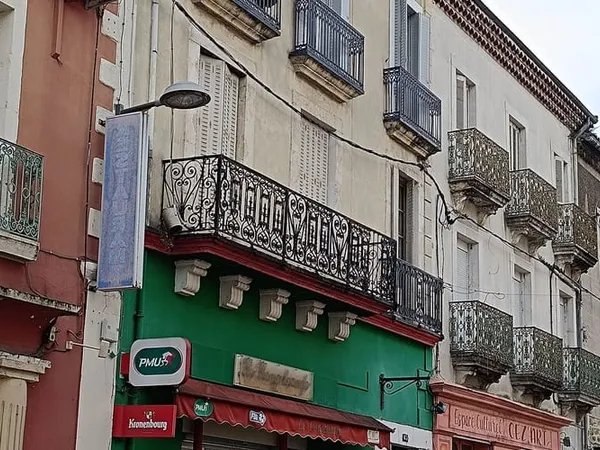 Appartement 3 pièces 162 m² 