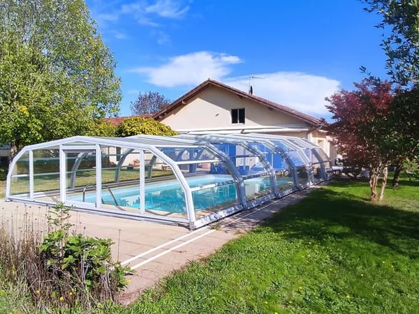 Maison 5 pièces 230 m² 