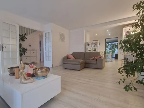 Maison 5 pièces 147 m² 