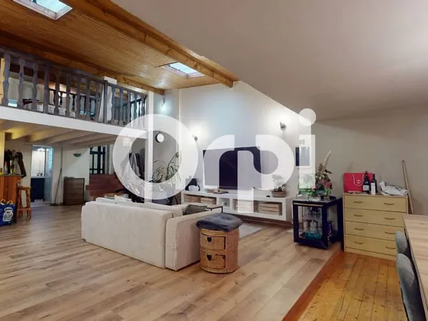 Appartement 4 pièces 160 m² 