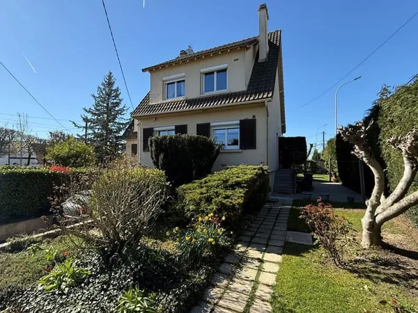 Maison 2 pièces 82 m² 