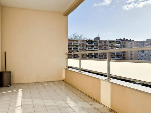 Appartement 3 pièces 80 m² 