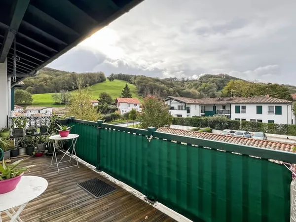 Appartement 2 pièces 83 m² 
