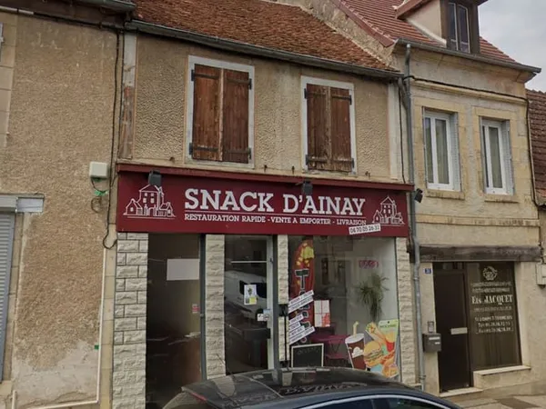 Local commercial 2 pièces 146 m² 