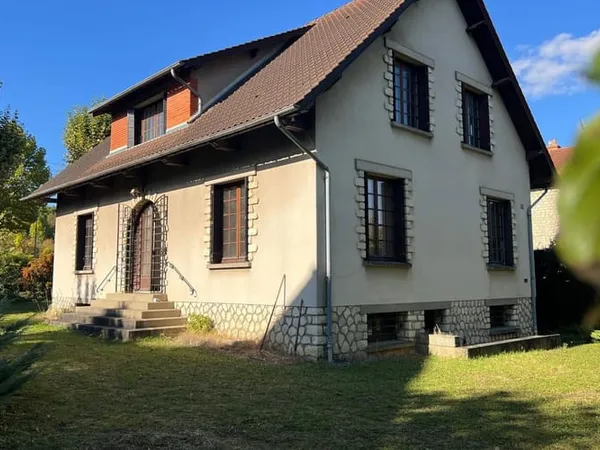 Maison 7 pièces 197 m² 