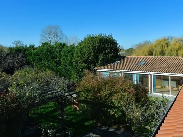 Maison 7 pièces 204 m² 