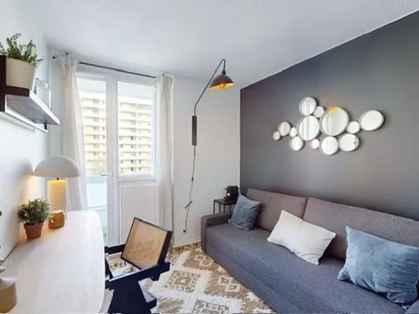 Studio 1 pièce 14 m² 
