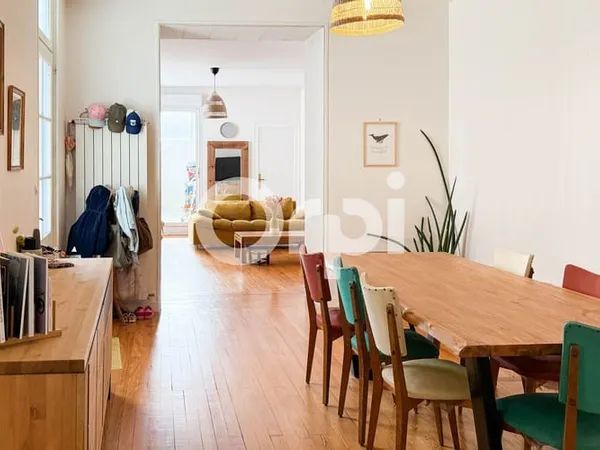 Appartement 6 pièces 152 m² 