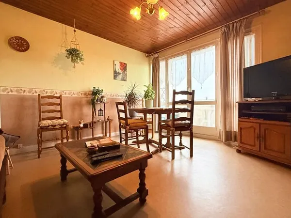 Appartement 4 pièces 77 m² 