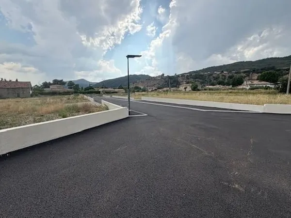 Terrain 887 m² 
