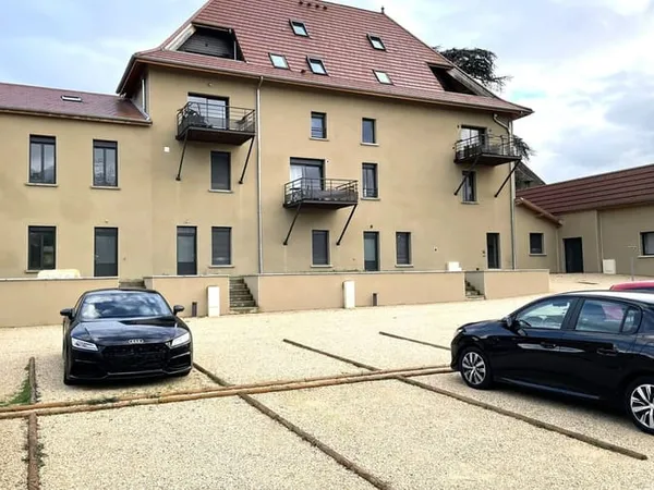Appartement 4 pièces 93 m² 