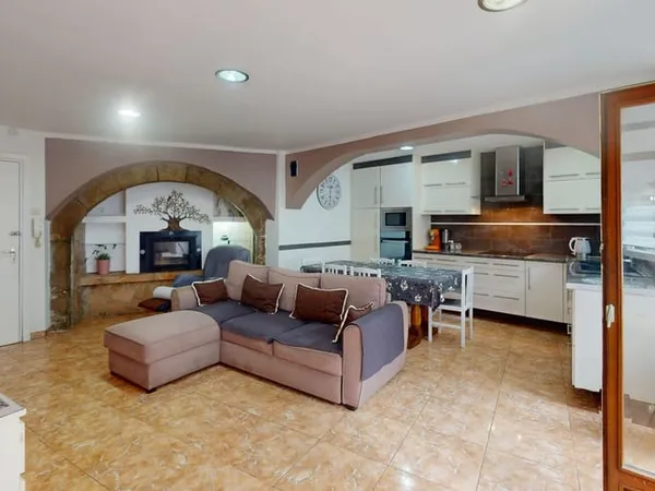 Appartement 2 pièces 78 m² 