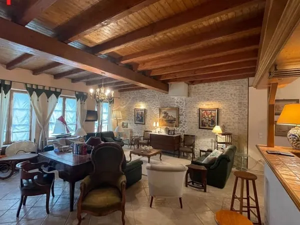 Maison 6 pièces 190 m² 