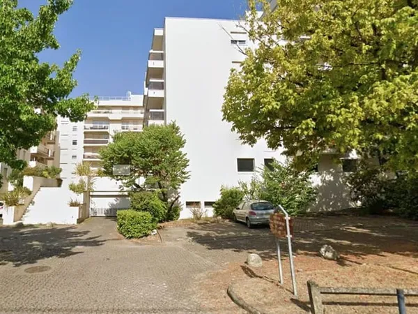 Parking 14 m² 