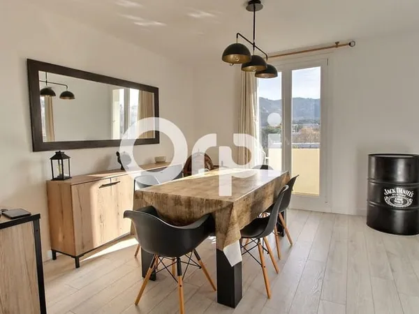 Appartement 3 pièces 67 m² 