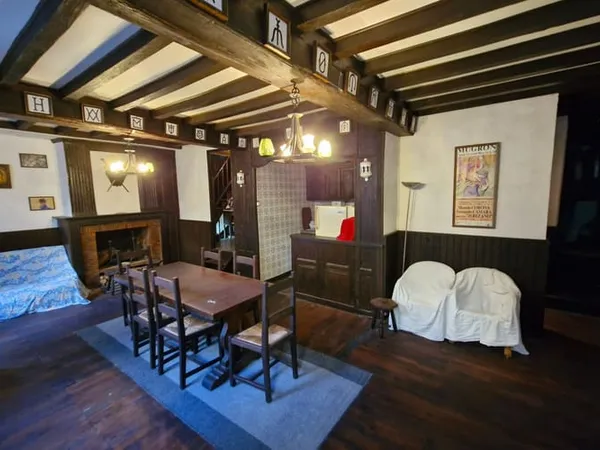 Maison 10 pièces 194 m² 