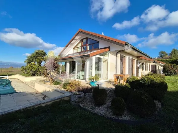 Maison 6 pièces 140 m² 