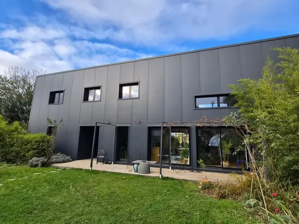 Maison 4 pièces 166 m² 