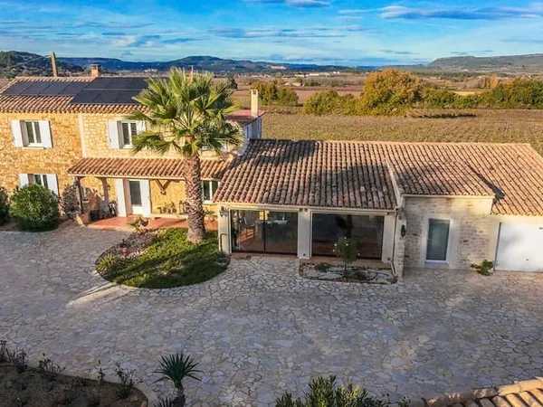 Maison 5 pièces 183 m² 