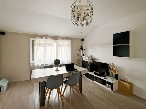Appartement 3 pièces 63 m² 