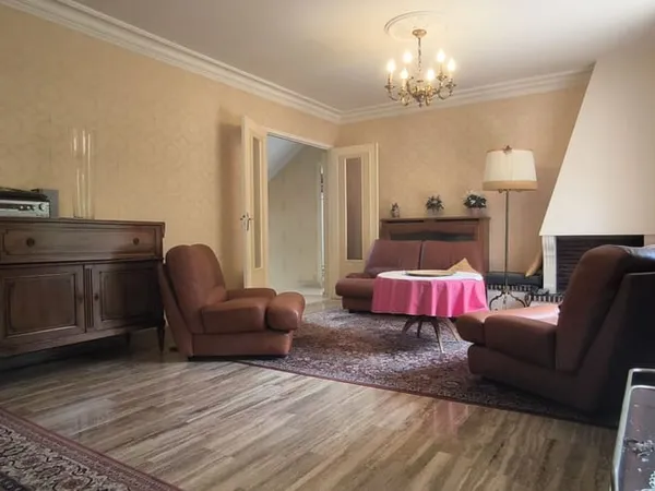 Maison 6 pièces 176 m² 