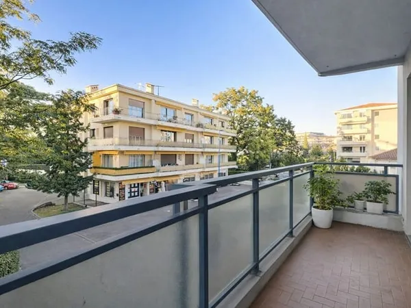 Studio 1 pièce 36 m² 