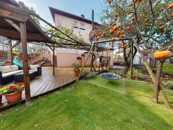 Maison 2 pièces 111 m² 