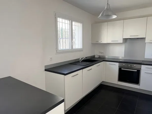 Maison 2 pièces 96 m² 