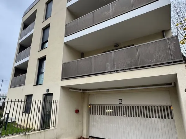 Parking - Garage Vente Caluire-et-Cuire   20000€