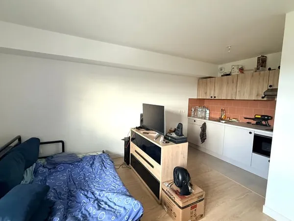 Studio 2 pièces 33 m² 