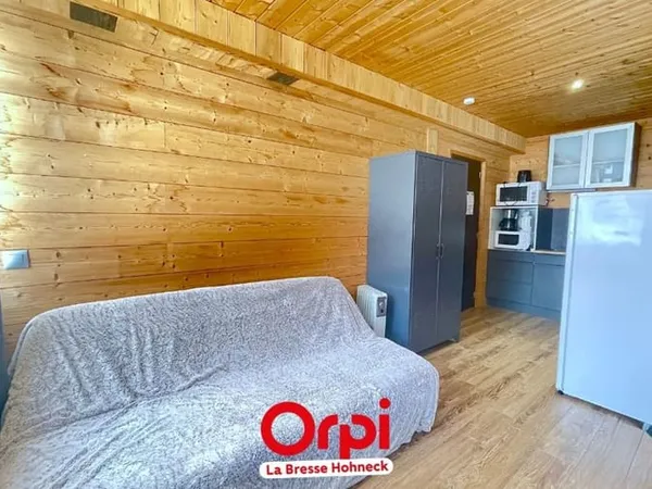 Studio 1 pièce 17 m² 