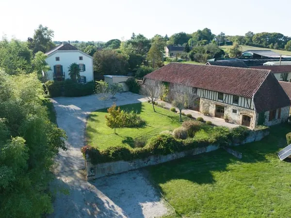 Maison 8 pièces 290 m² 