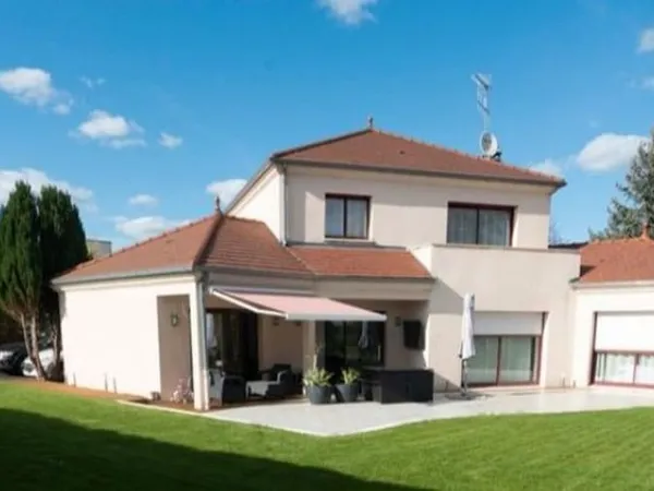 Maison 5 pièces 185 m² 