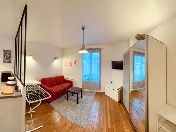 Studio 1 pièce 23 m² 