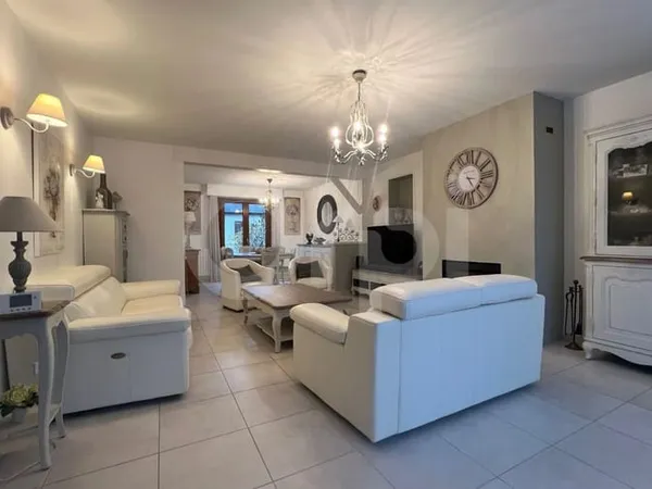 Maison 5 pièces 156 m² 