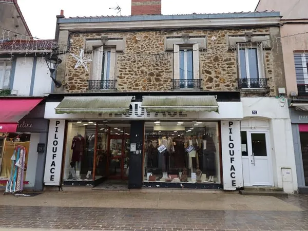 Immeuble de rapport 2 pièces 187 m² 