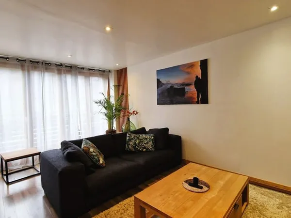 Appartement 3 pièces 84 m² 