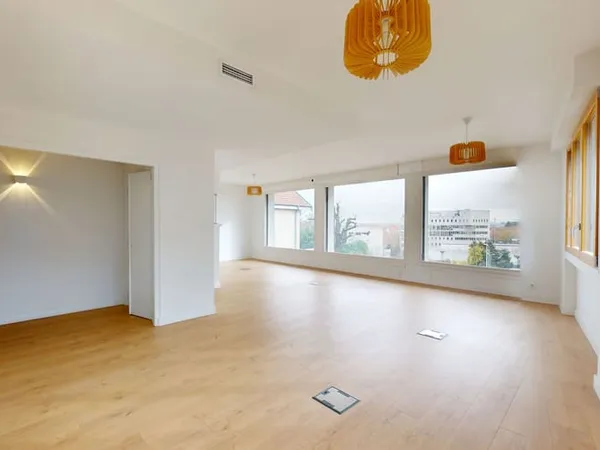 Maison 3 pièces 234 m² 