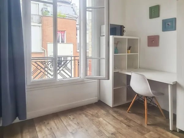 Studio 1 pièce 17 m² 