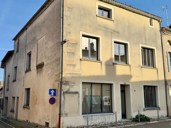 Immeuble de rapport 6 pièces 204 m² 