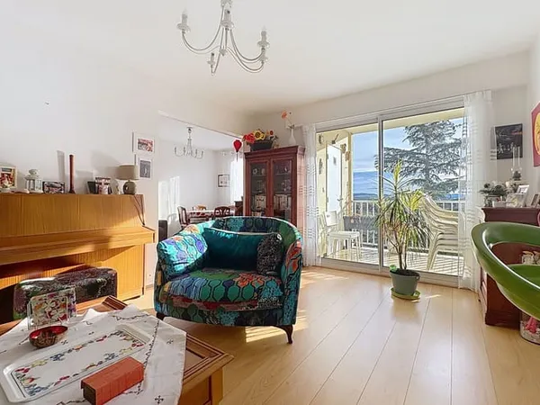 Appartement 4 pièces 91 m² 