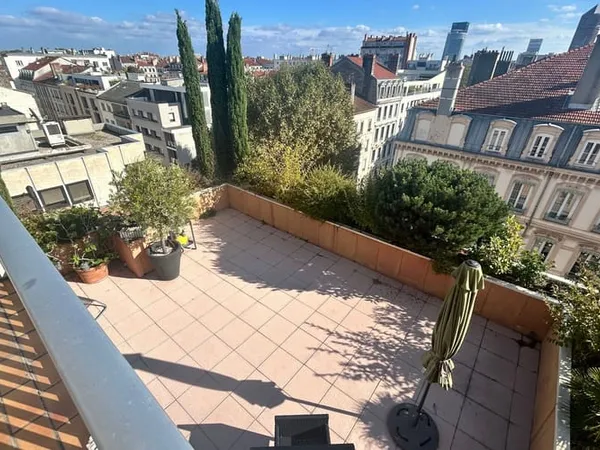 Appartement 5 pièces 122 m² 