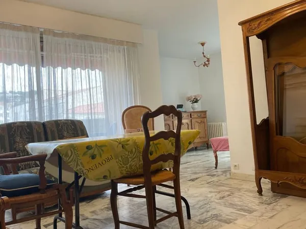 Appartement 4 pièces 75 m² 
