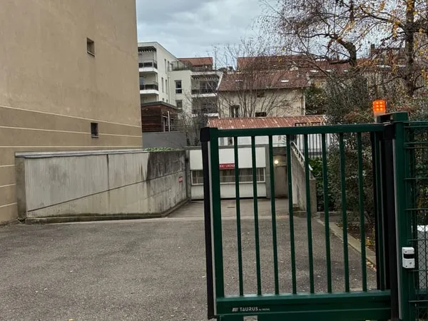 Parking - Garage Vente Lyon 3e Arrondissement   12000€