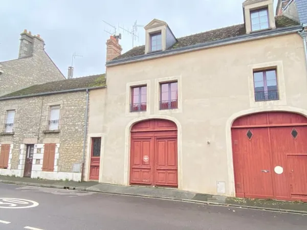 Maison 2 pièces 83 m² 